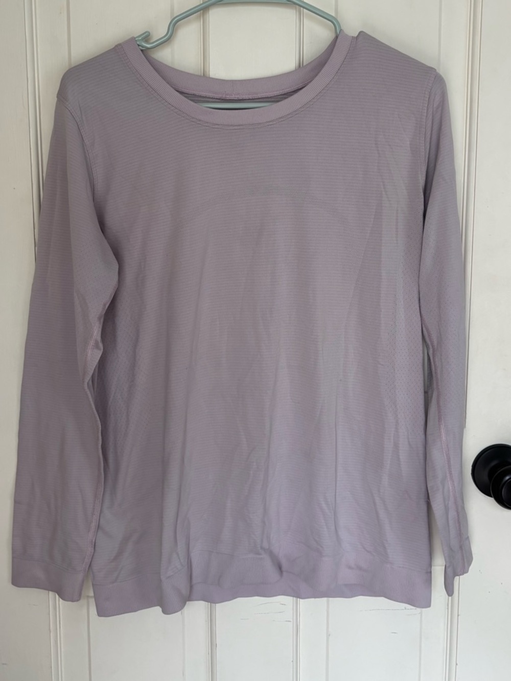 Lululemon Lavender/Pink Long-Sleeve Women's Top